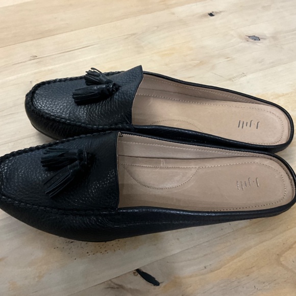 J.JILL  LEATHER MULES WITH TASSELS NEW WITH BOX - Picture 6 of 6